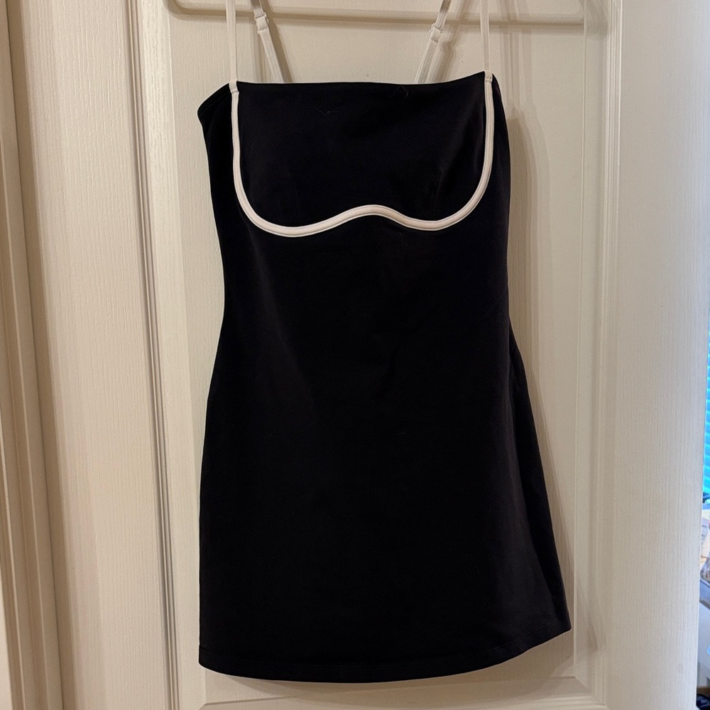 Alo Dress size M